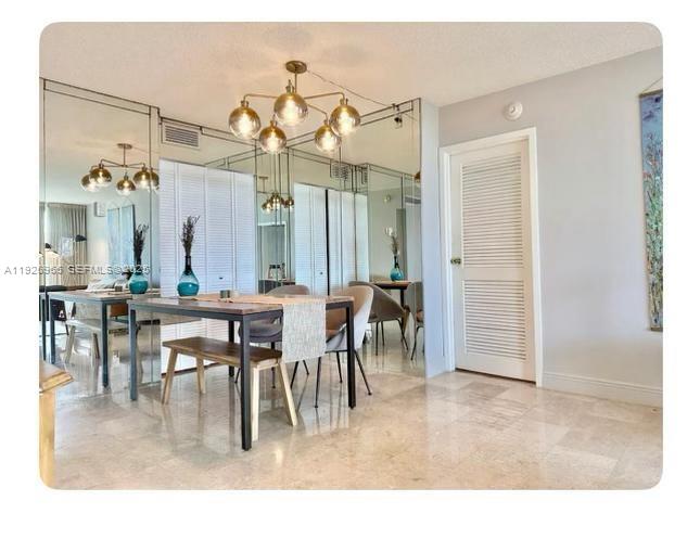 603 2 / 2 1331 sq. ft. $ 2025-12-08 0 Photo