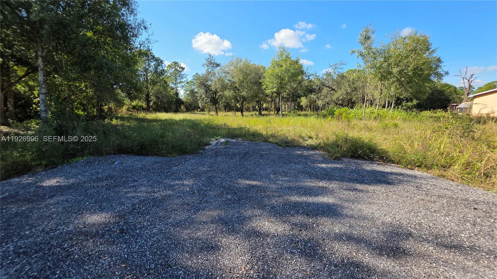 See details / sq. ft. $ 2025-12-08 0 Photo