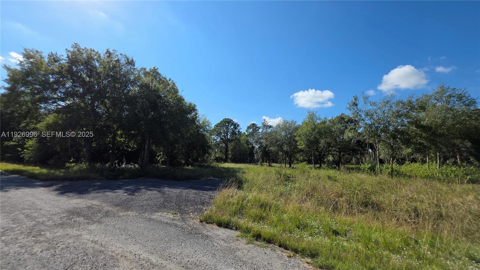 See details / sq. ft. $ 2025-12-08 0 Photo