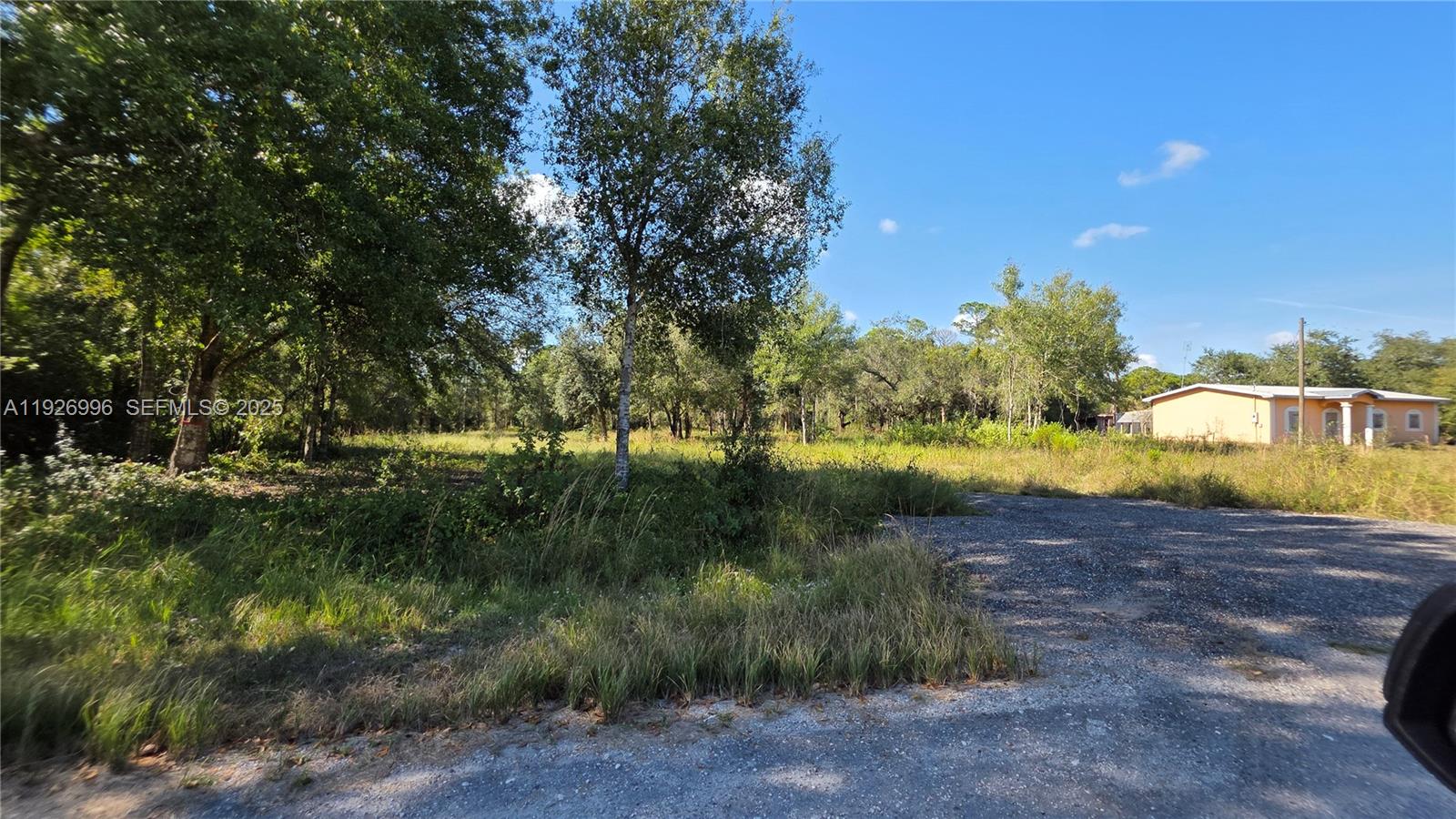 See details / sq. ft. $ 2025-12-08 0 Photo