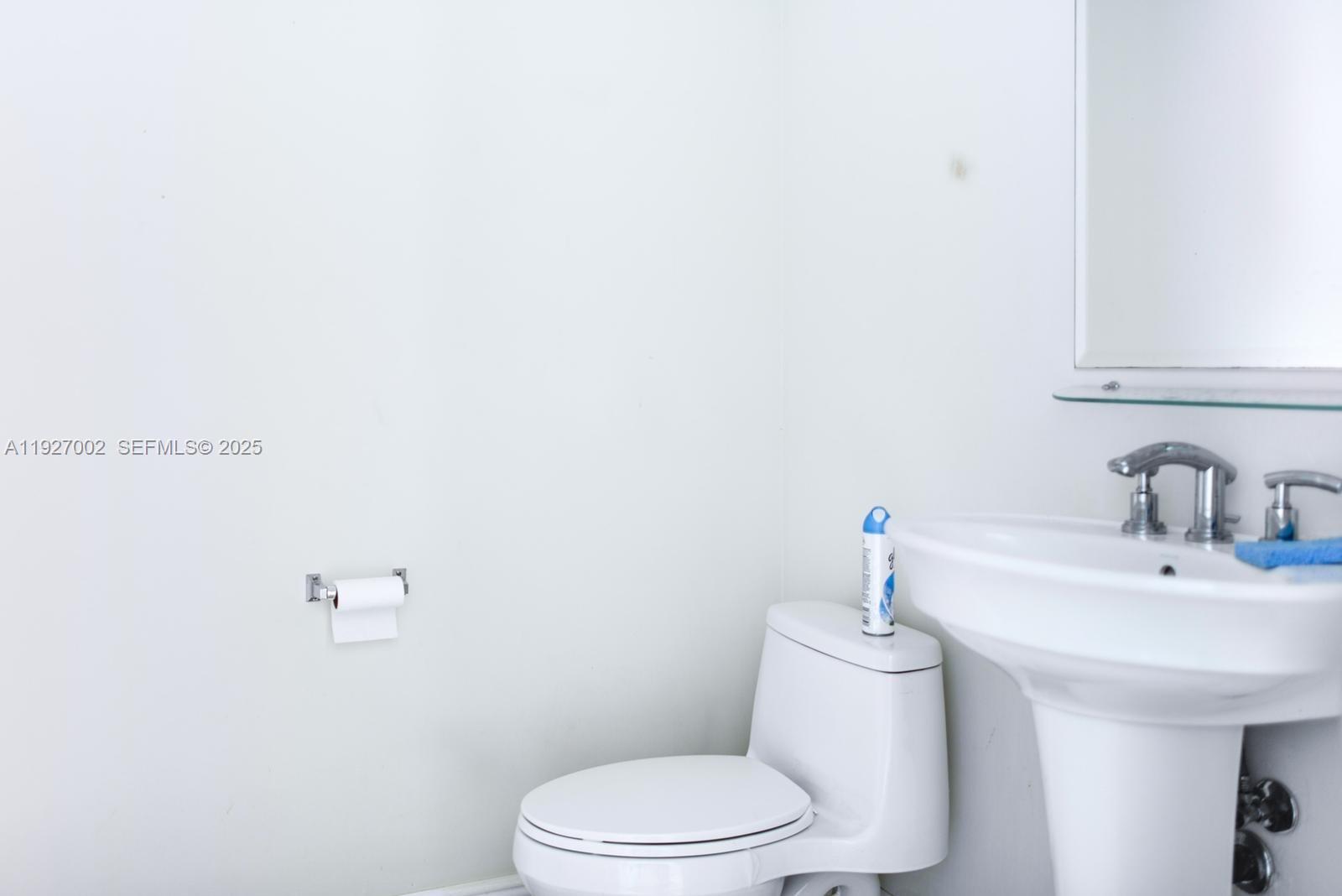 Photo of 1945 Ocean Dr  #610, Hallandale Beach, Florida, 33009 - 