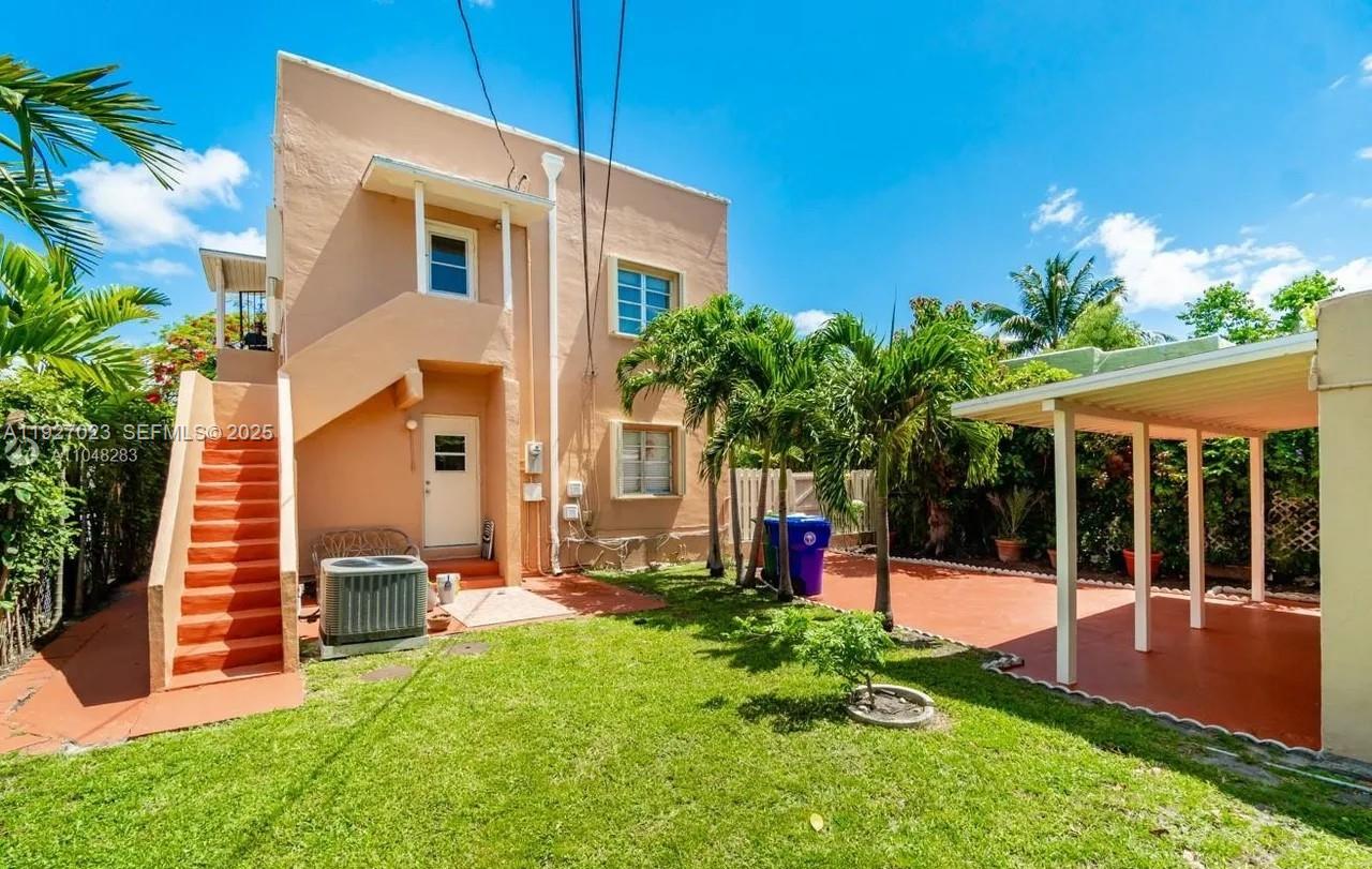   /  1960 sq. ft. $ 2025-12-10 0 Photo