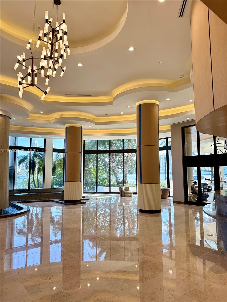 See details 706 2 / 3 2150 sq. ft. $ 2025-12-08 0 Photo