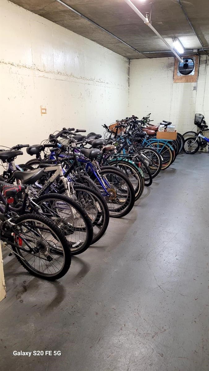 See details 705 2 / 2 1132 sq. ft. $ 2025-12-08 0 Photo