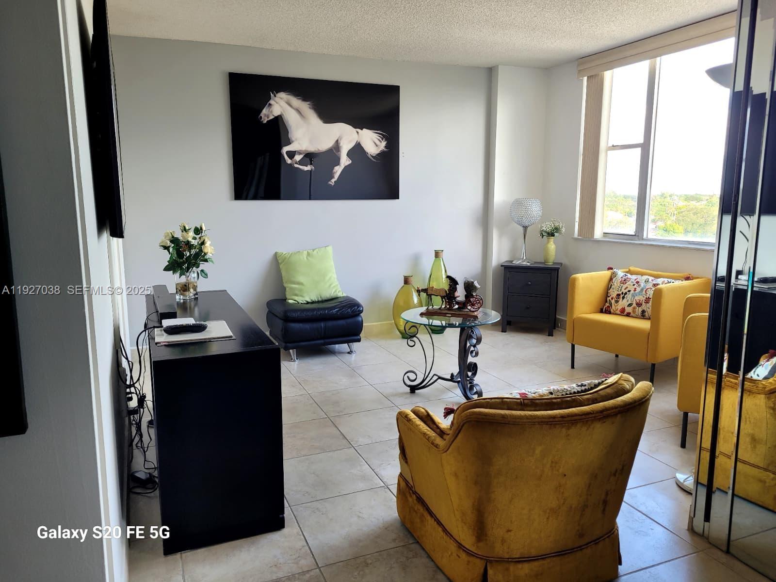 See details 705 2 / 2 1132 sq. ft. $ 2025-12-08 0 Photo