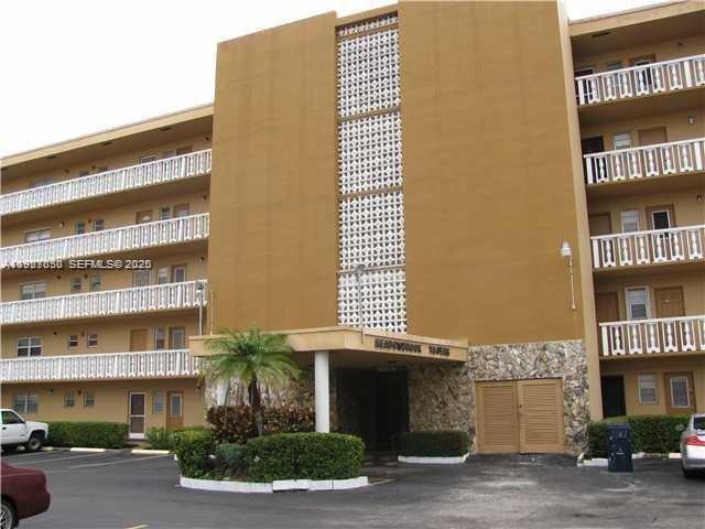 Photo of 219 14th Ave #404, Hallandale Beach, Florida, 33009 -