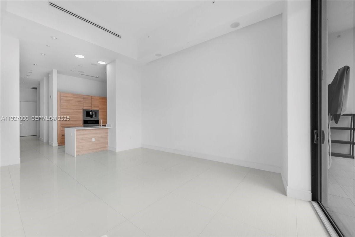 Photo of 3250 188th St #103, Aventura, Florida, 33180 -