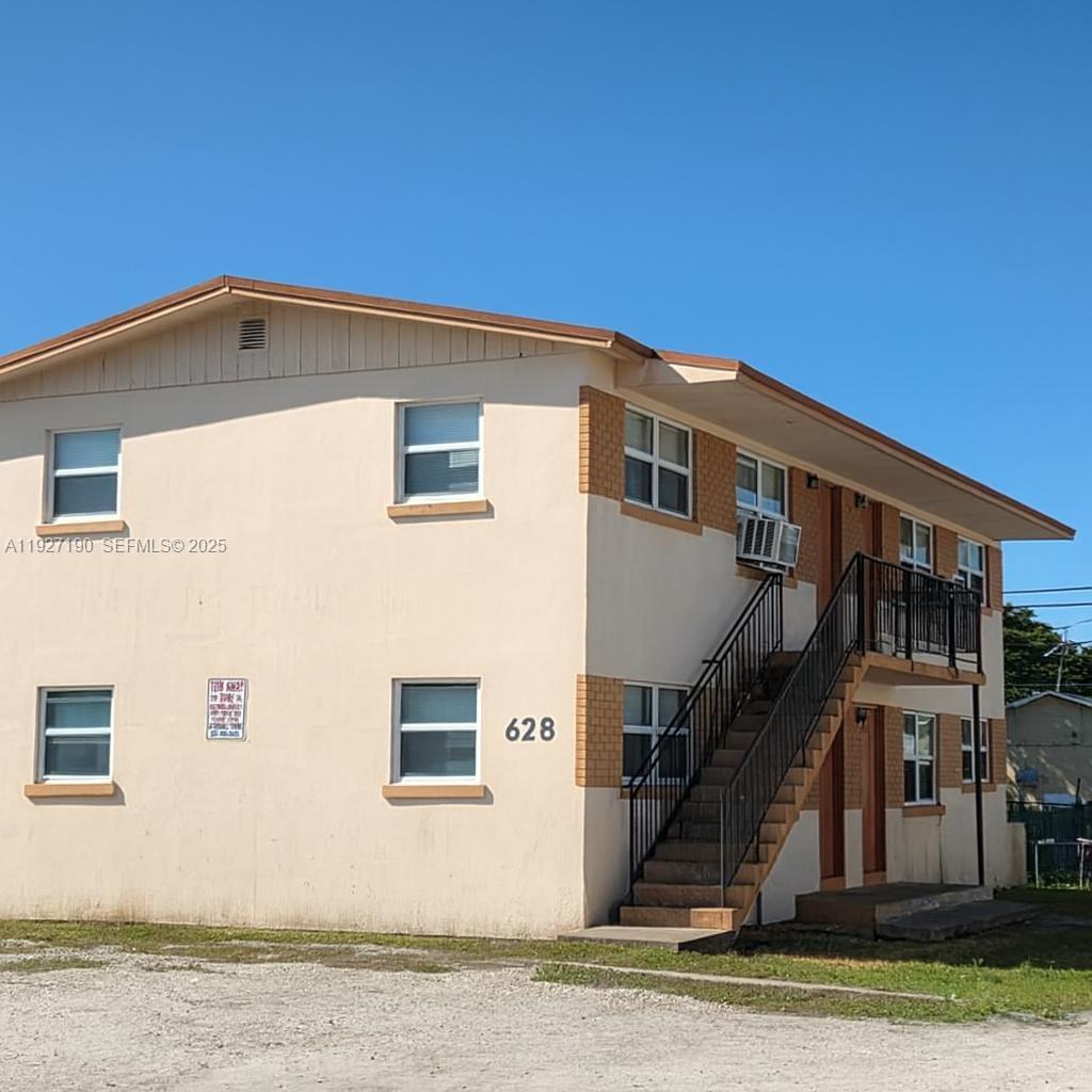 Подробнее / 2496 кв.футов $ 2025-12-08 0 Фото