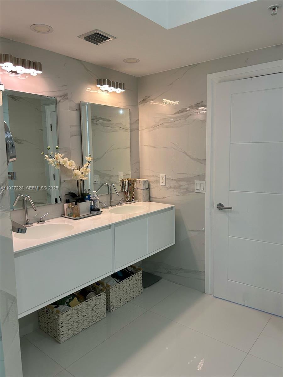 Photo of 17555 Atlantic Blvd #1001, Sunny Isles Beach, Florida, 33160 -