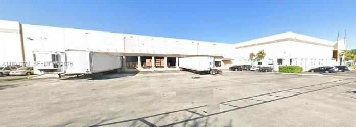   /   sq. ft. $ 2025-12-08 0 Photo