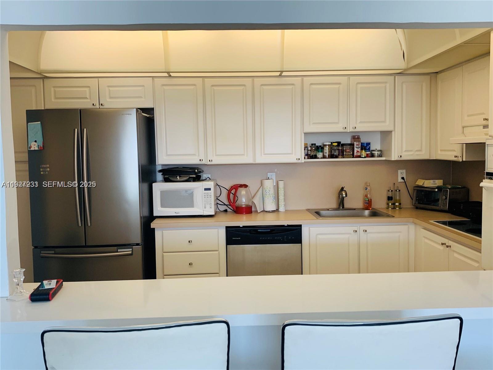 Photo of 19380 Collins Ave #1423, Sunny Isles Beach, Florida, 33160 -