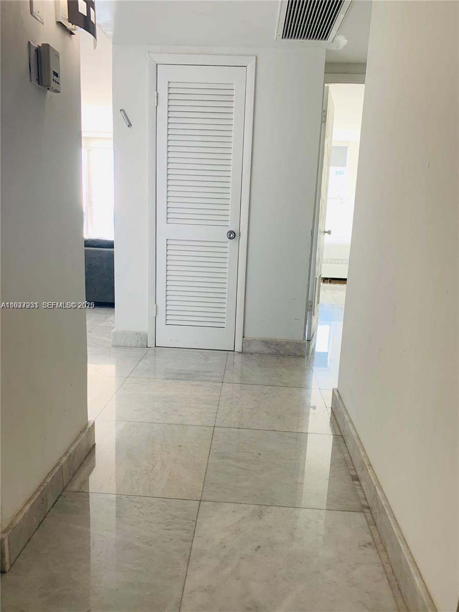 Photo of 19380 Collins Ave #1423, Sunny Isles Beach, Florida, 33160 -