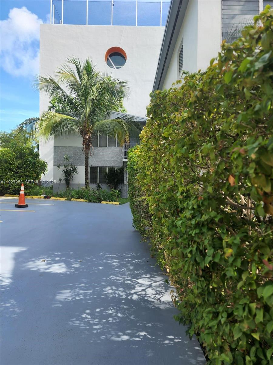 Подробнее / 3372 кв.футов $ 2025-12-08 0 Фото