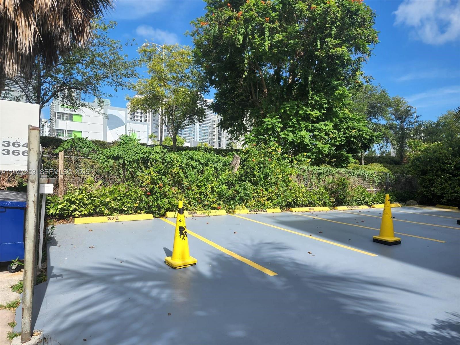 Подробнее / 3372 кв.футов $ 2025-12-08 0 Фото