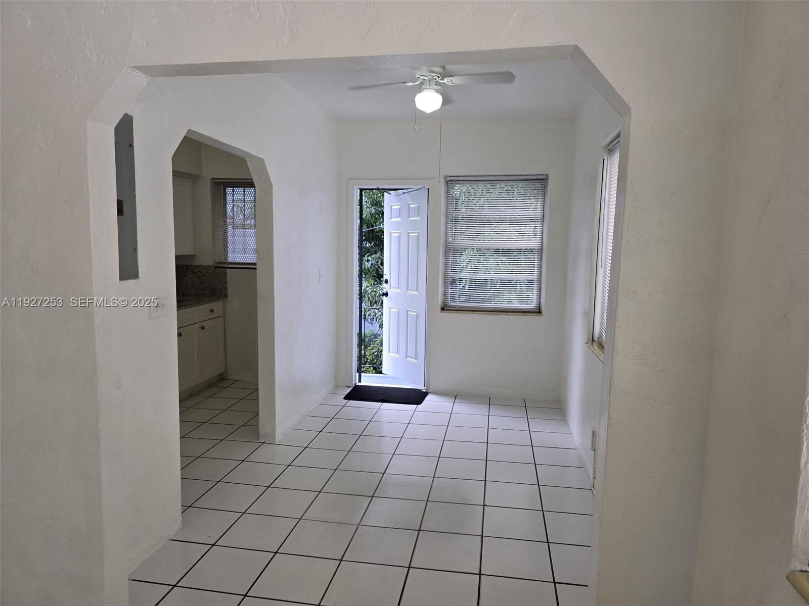 Подробнее / 3372 кв.футов $ 2025-12-08 0 Фото