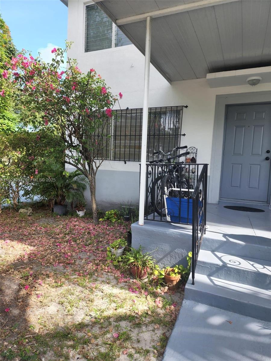 Подробнее / 3372 кв.футов $ 2025-12-08 0 Фото