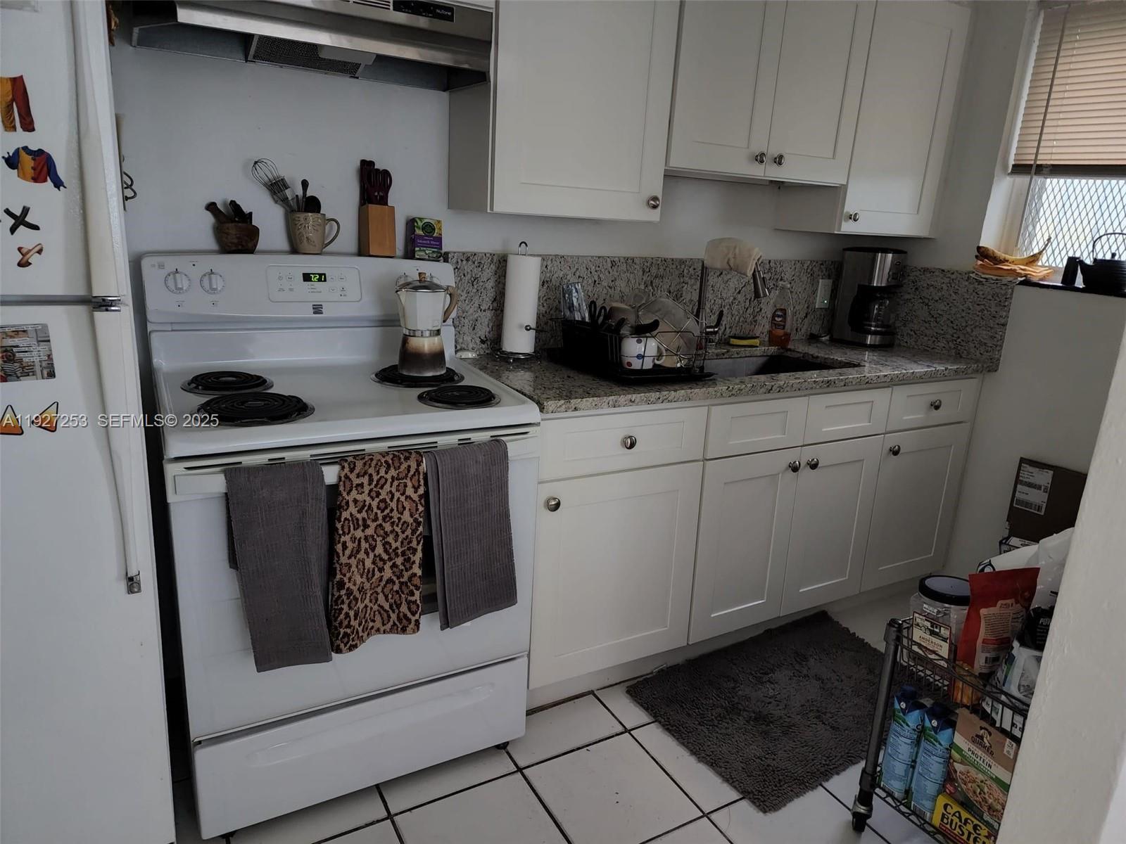 Подробнее / 3372 кв.футов $ 2025-12-08 0 Фото