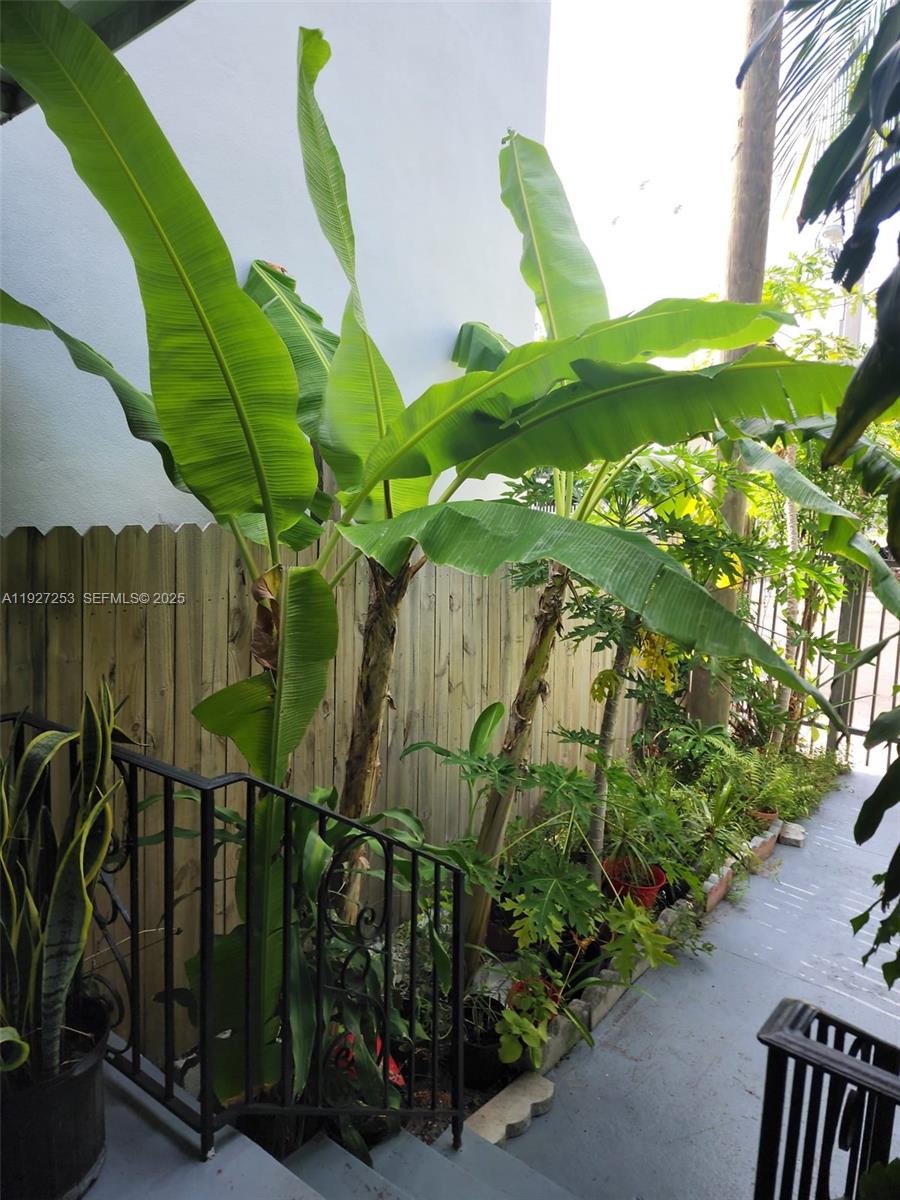 Подробнее / 3372 кв.футов $ 2025-12-08 0 Фото