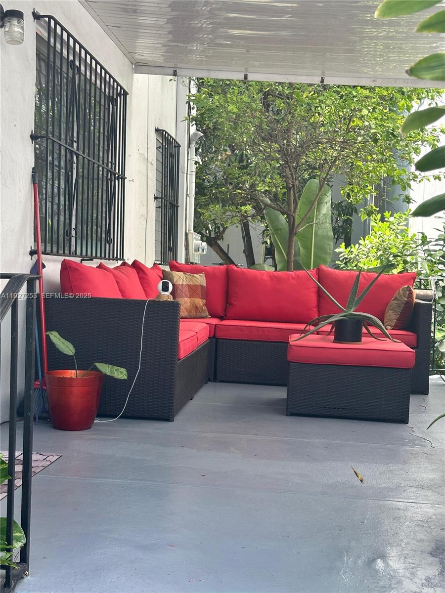 Подробнее / 3372 кв.футов $ 2025-12-08 0 Фото