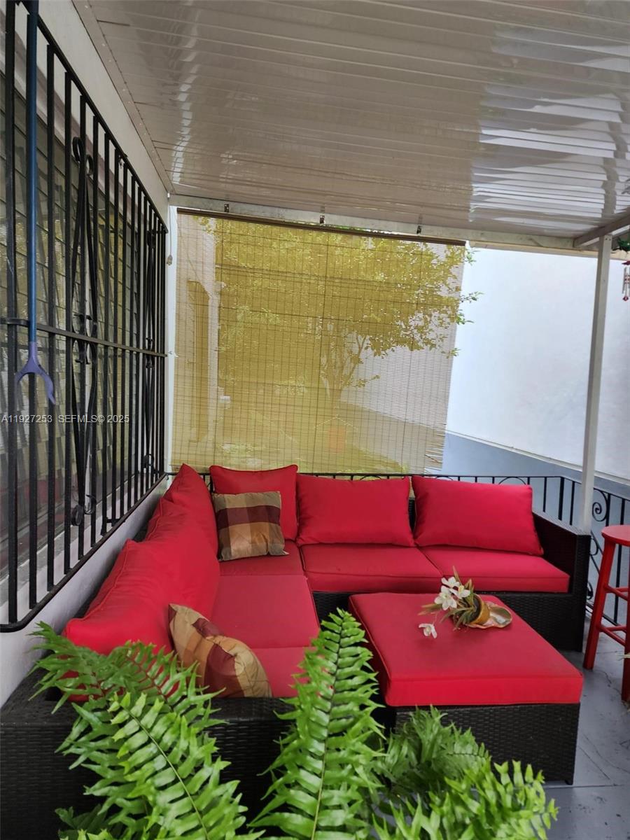 Подробнее / 3372 кв.футов $ 2025-12-08 0 Фото