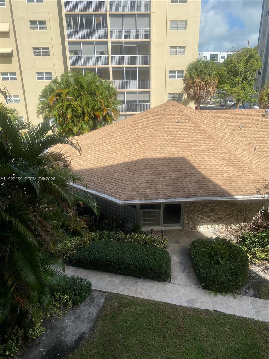 Photo of 610 12th Ave #308, Hallandale Beach, Florida, 33009 -