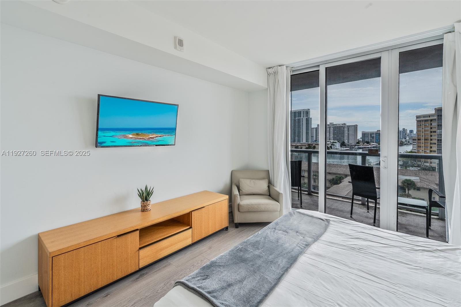 Photo of 2602 Hallandale Beach Blvd  #R809, Hallandale Beach, Florida, 33009 - 