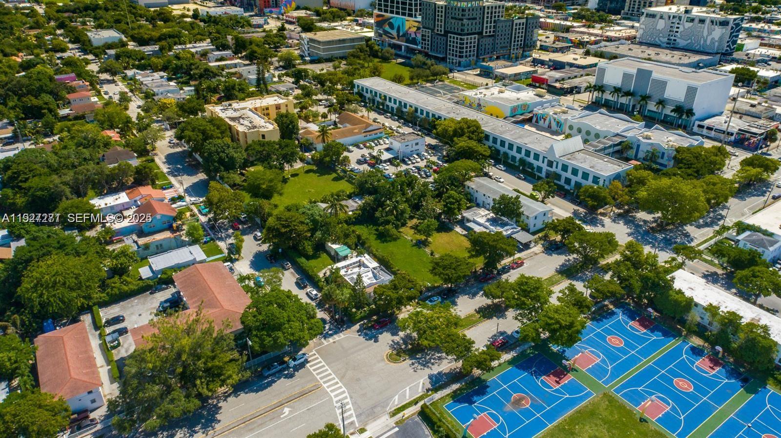 See details / sq. ft. $ 2025-12-08 0 Photo