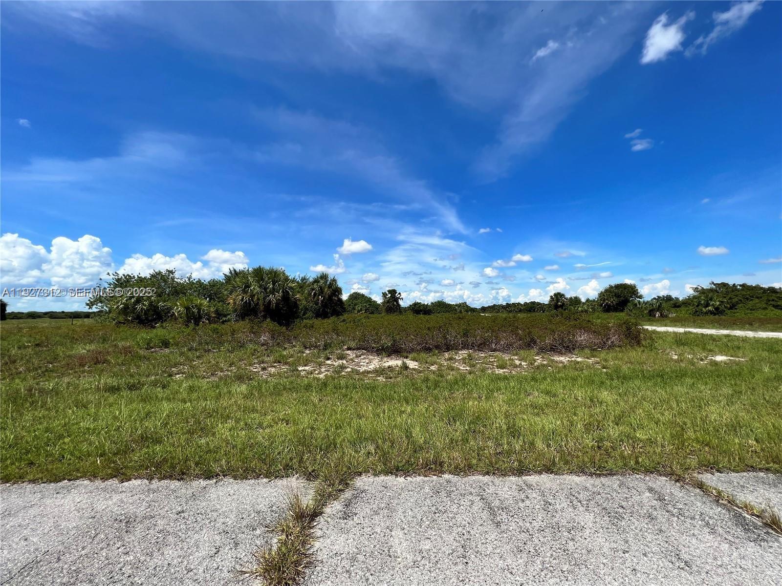 See details / sq. ft. $ 2025-12-08 0 Photo