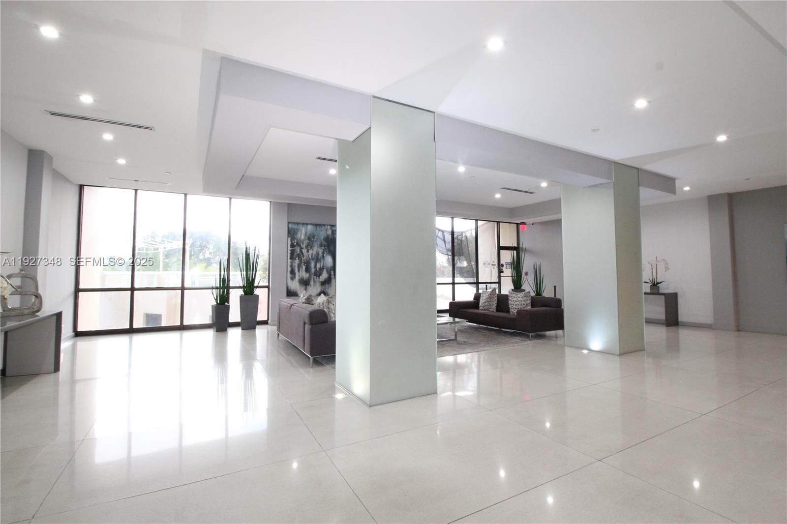 Photo of 20379 Country Club Dr  #2237, Aventura, Florida, 33180 - 