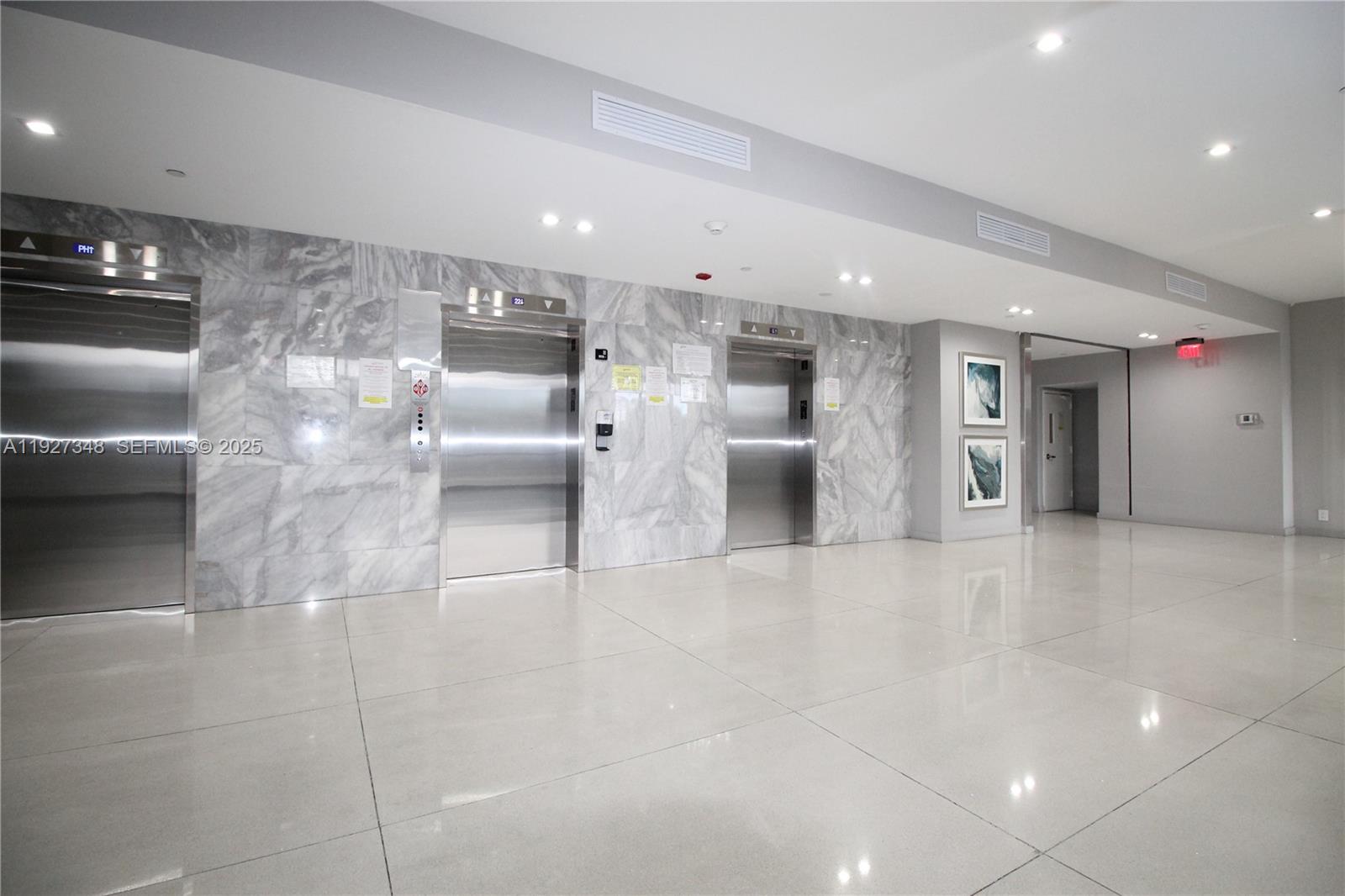 Photo of 20379 Country Club Dr  #2237, Aventura, Florida, 33180 - 