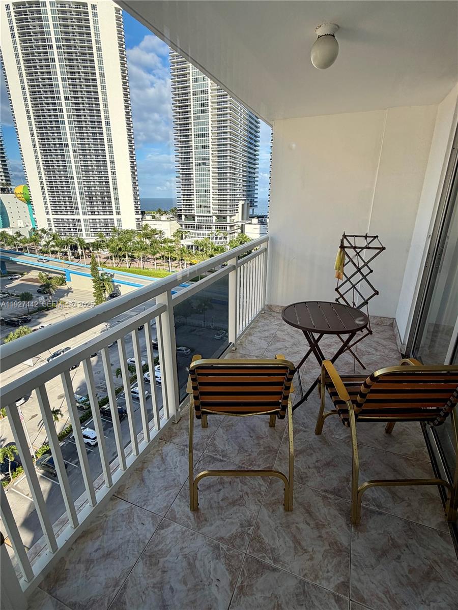 Photo of 1849 Ocean Drive  #1405, Hallandale Beach, Florida, 33009 - 