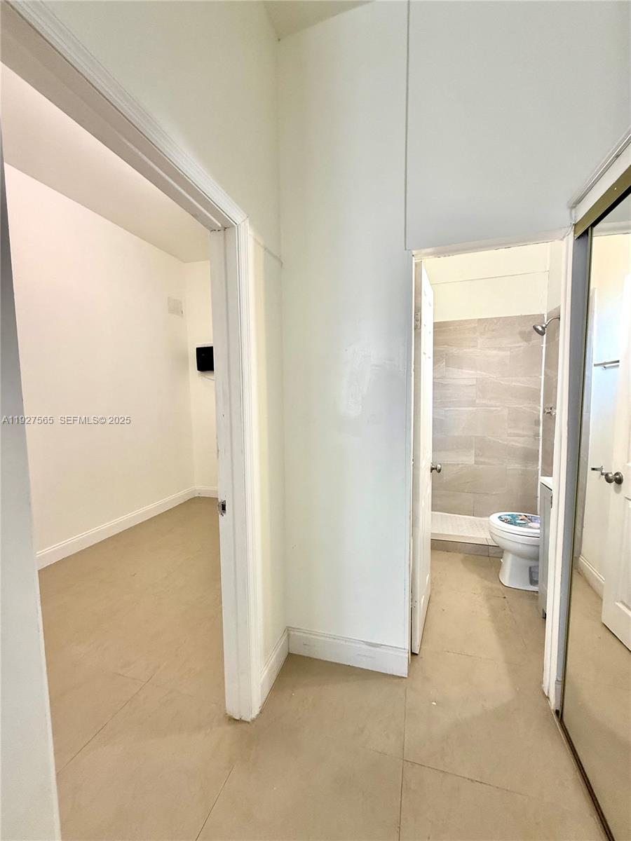 See details / 2113 sq. ft. $ 2025-12-09 0 Photo