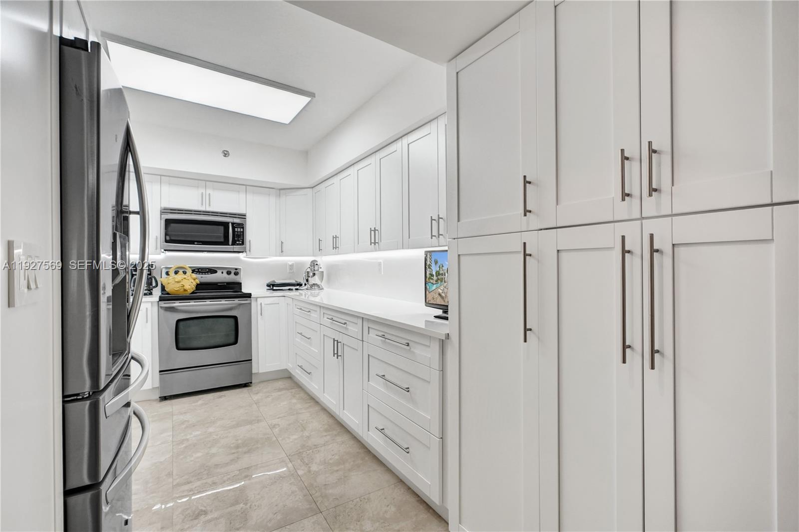 Photo of 3600 Mystic Pointe Dr  #311, Aventura, Florida, 33180 - 