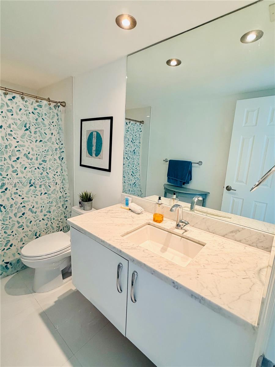 Photo of 19370 Collins Ave #902, Sunny Isles Beach, Florida, 33160 -