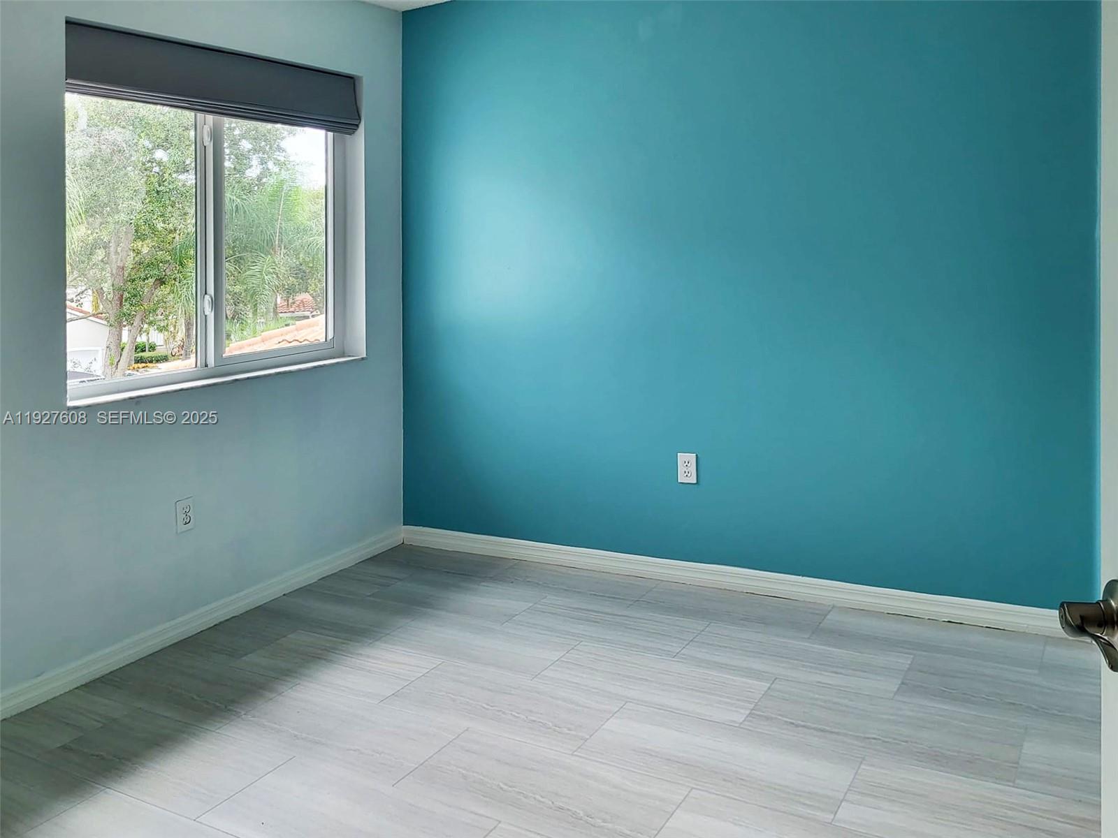 Photo of 1125 Cliffrose St  (1125), Hollywood, Florida, 33019 - 