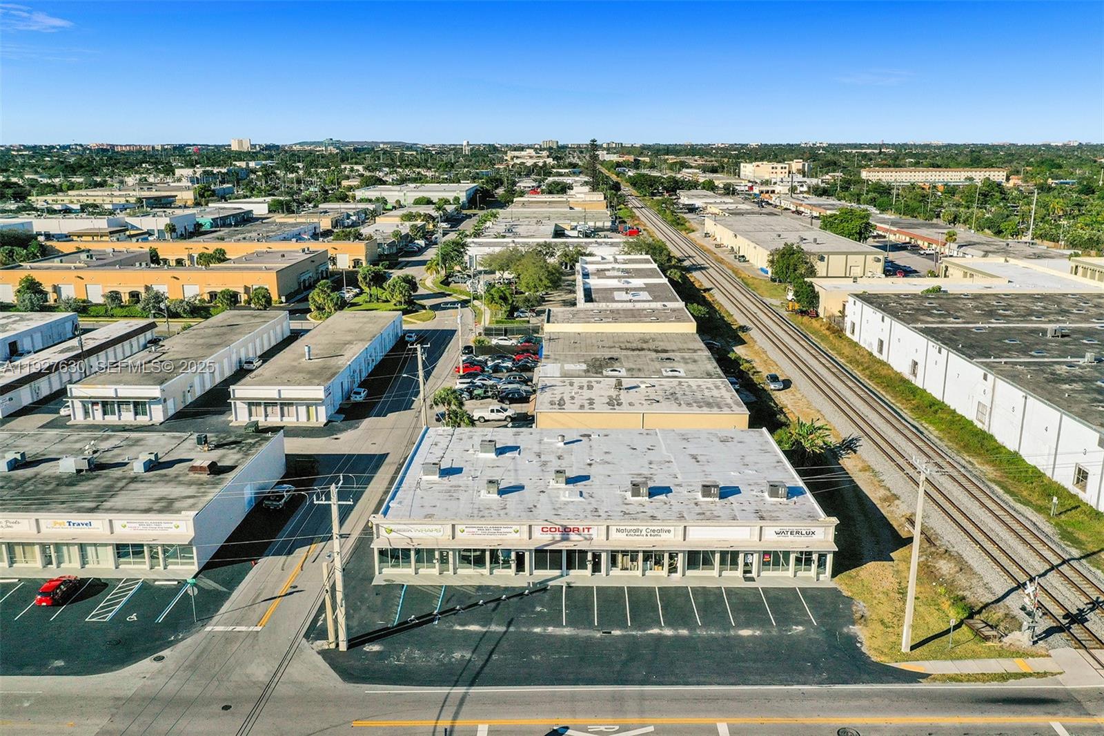   /   sq. ft. $ 2025-12-09 0 Photo