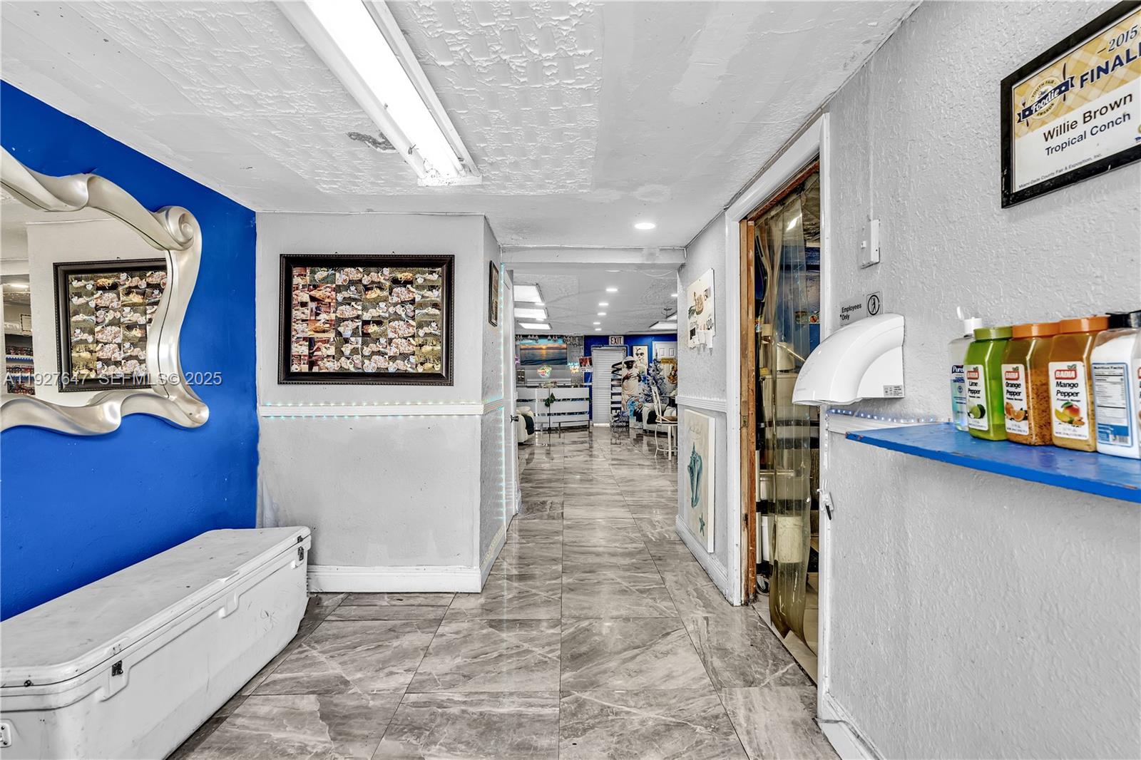 Ver detalles / sq. ft. $ 2025-12-09 0 foto