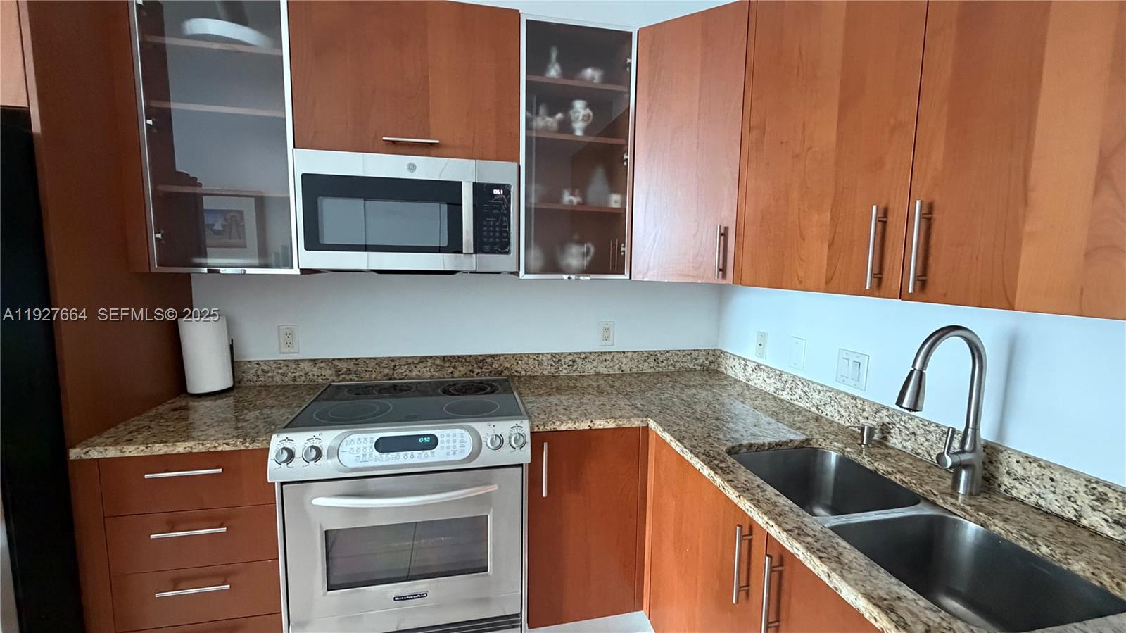 Photo of 1945 Ocean Dr  #603, Hallandale Beach, Florida, 33009 - 