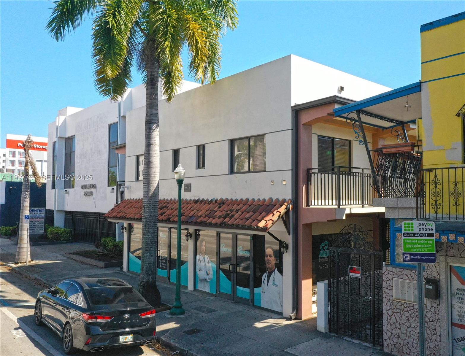   /   кв.футов $ 2025-12-09 0 Фото