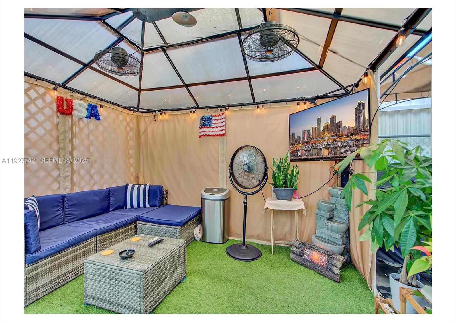 See details / 1897 sq. ft. $ 2025-12-09 0 Photo