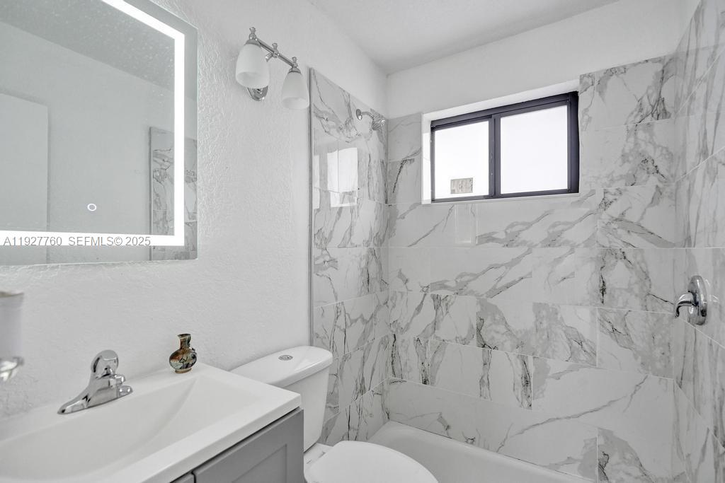   /  1464 sq. ft. $ 2025-12-09 0 Photo