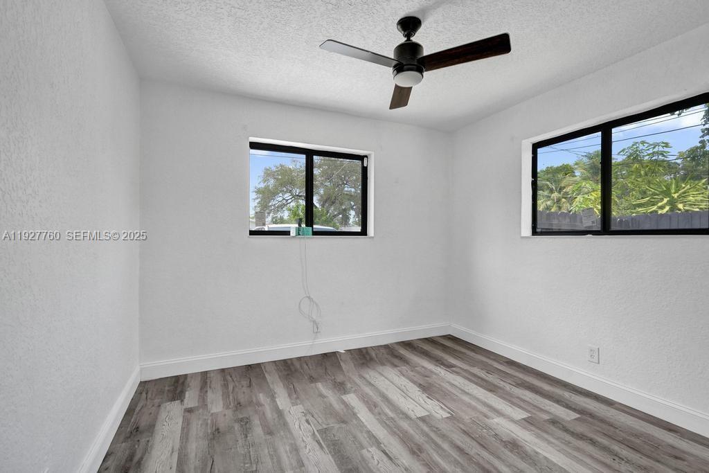   /  1464 sq. ft. $ 2025-12-09 0 Photo