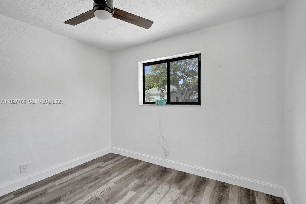   /  1464 sq. ft. $ 2025-12-09 0 Photo