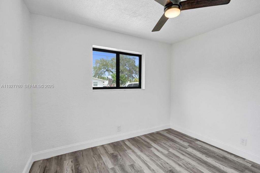   /  1464 sq. ft. $ 2025-12-09 0 Photo