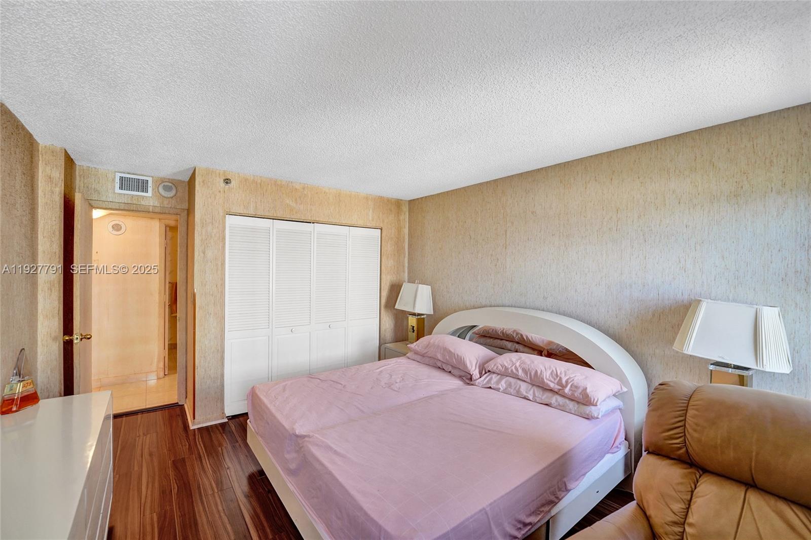 Photo of 1201 Ocean Dr #1601S, Hollywood, Florida, 33019 -