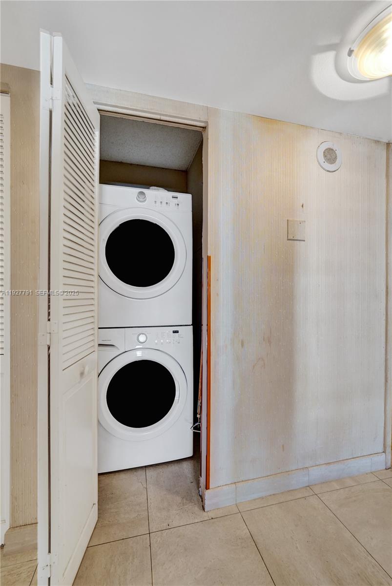 Photo of 1201 Ocean Dr #1601S, Hollywood, Florida, 33019 -