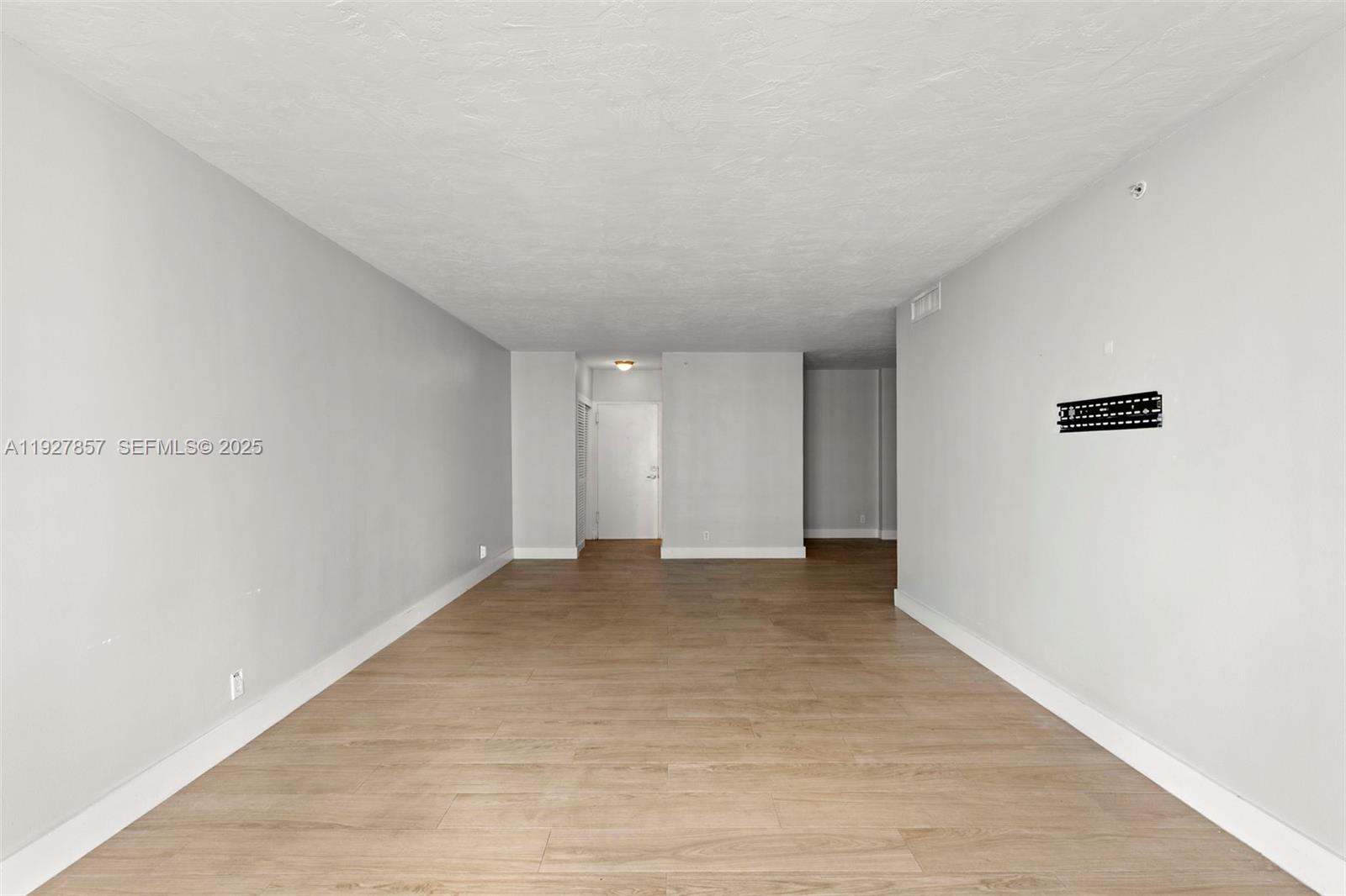 Photo of 3001 Ocean Dr #1145, Hollywood, Florida, 33019 -