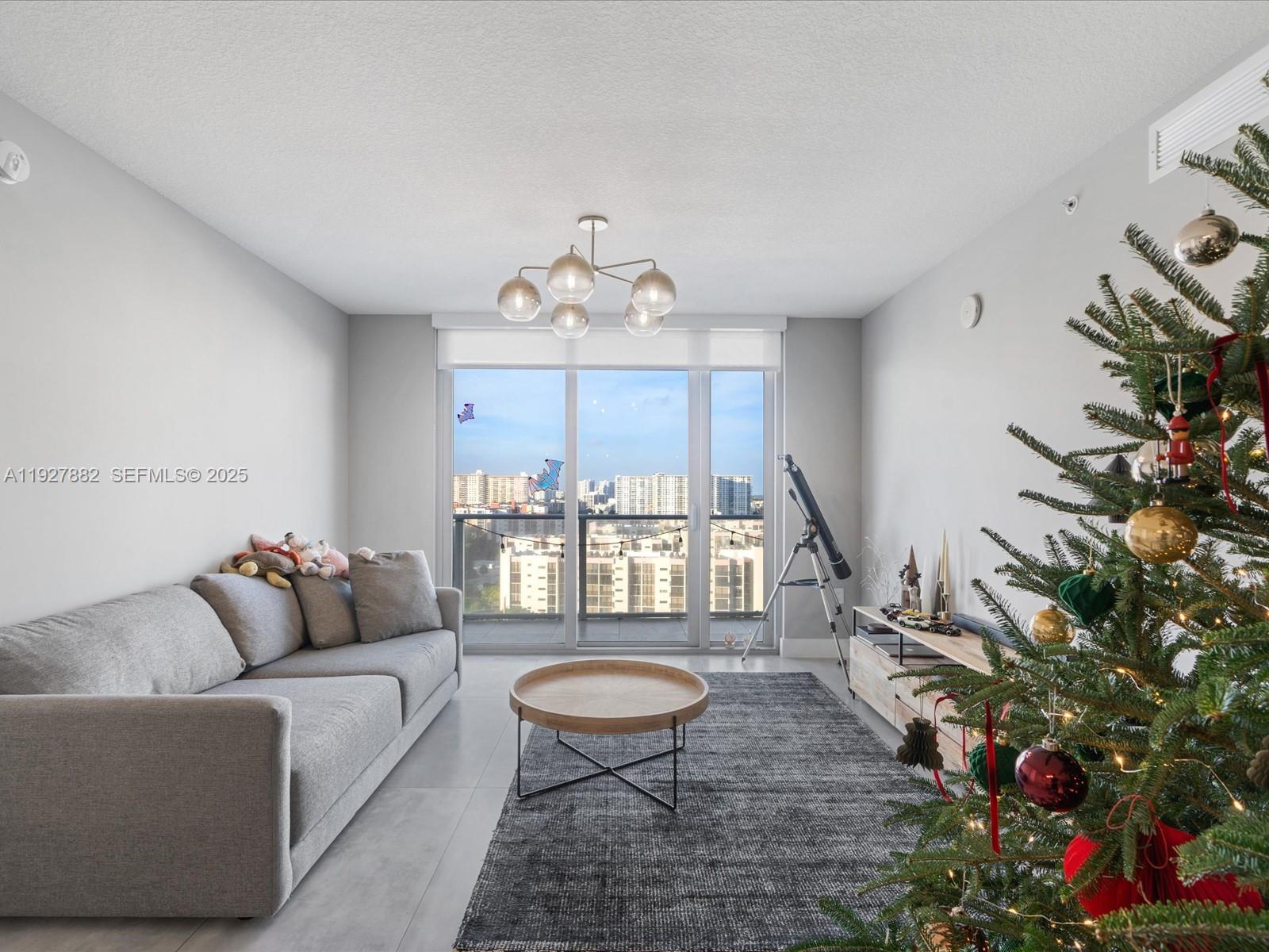 See details 4-1405 2 / 3 1541 sq. ft. $ 2025-12-09 0 Photo