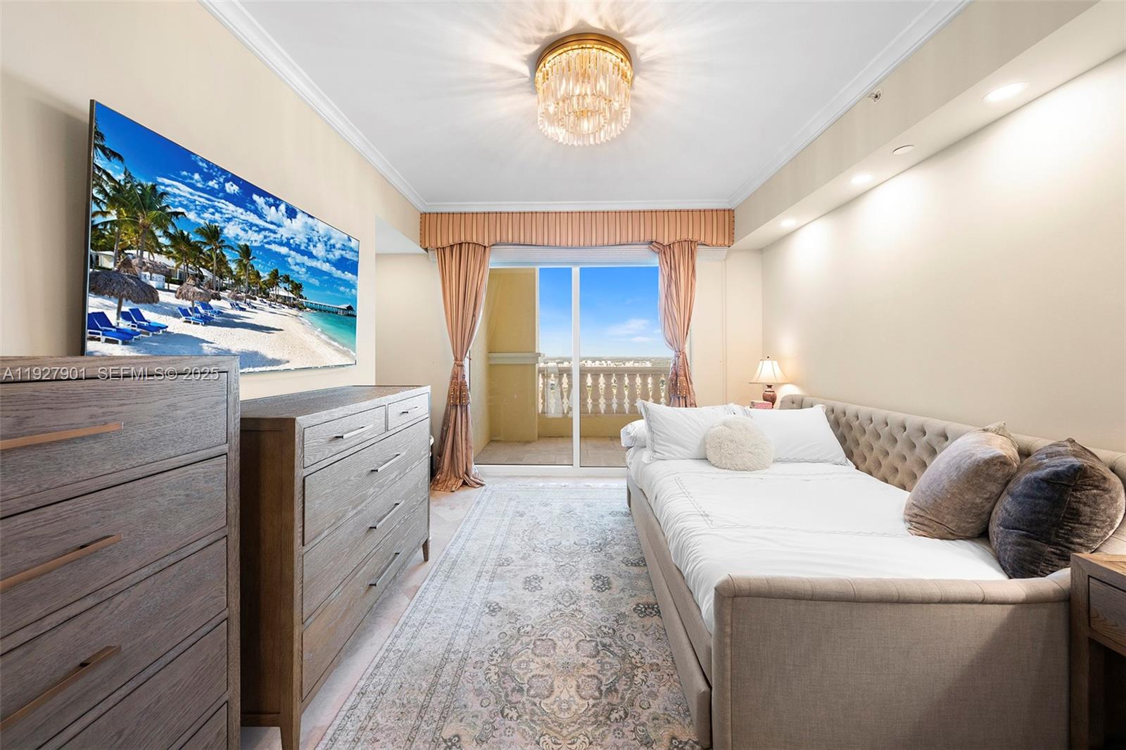 4303 5 / 5 4415 sq. ft. $ 2025-12-09 0 Photo