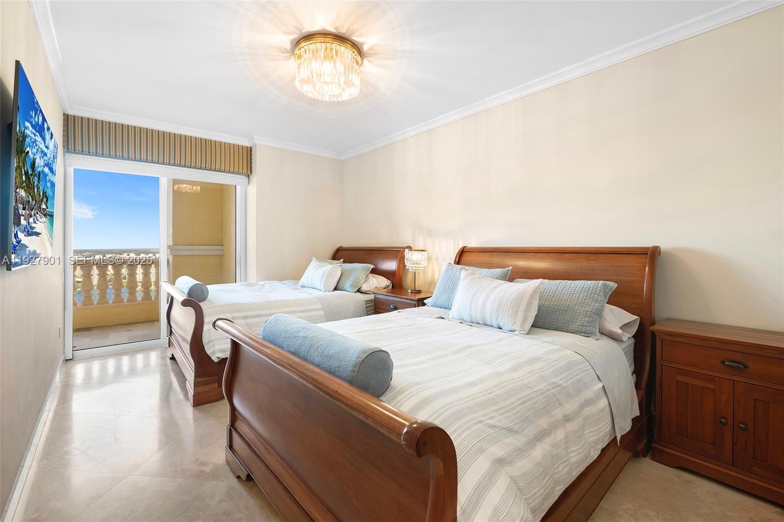 4303 5 / 5 4415 sq. ft. $ 2025-12-09 0 Photo